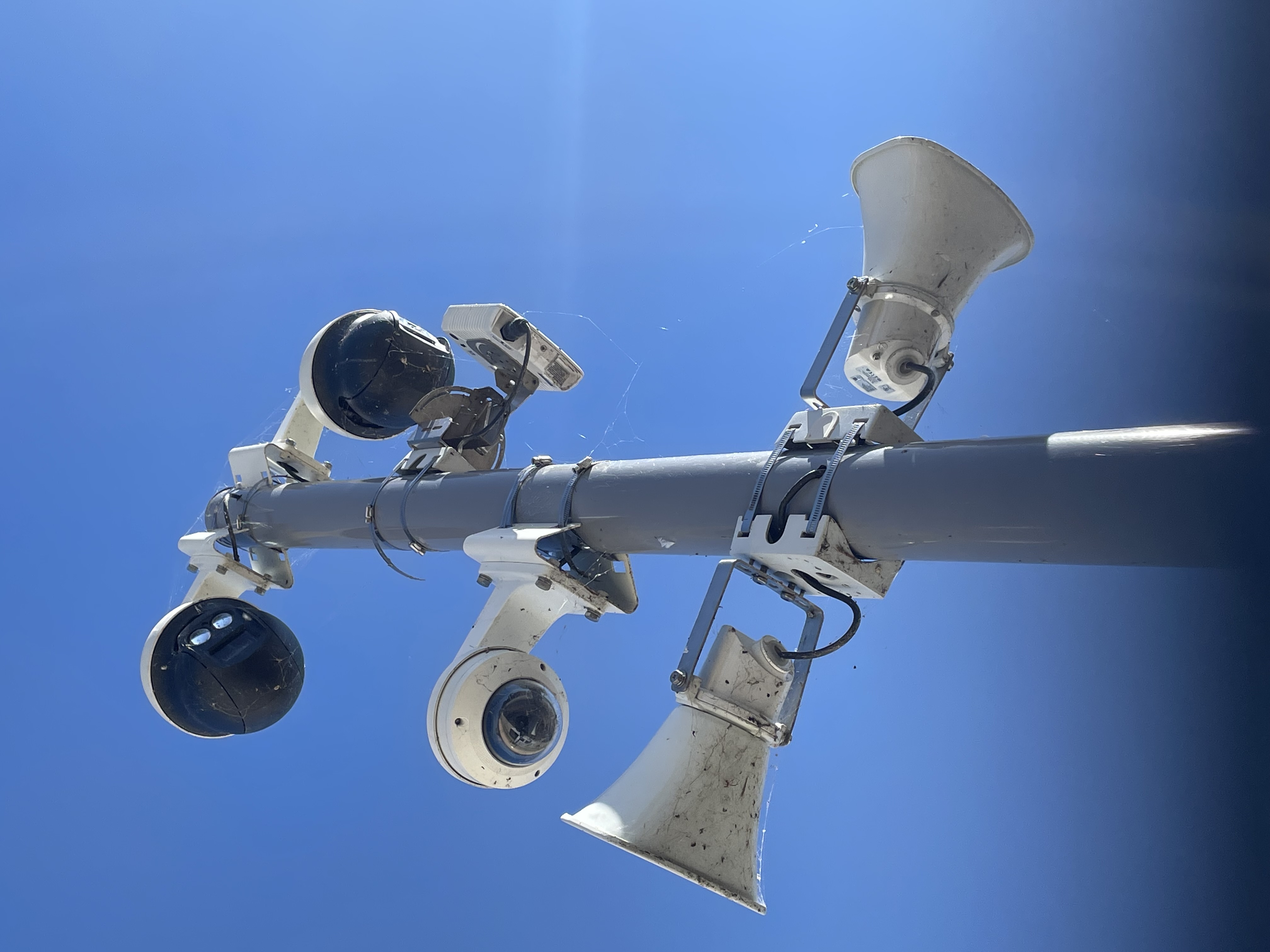 Radar and PTZ camera equipment mounted on a field deployment pole